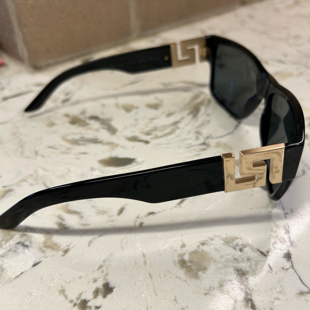 Versace Black Sunglasses with Gold Detail - Picture 3 of 6